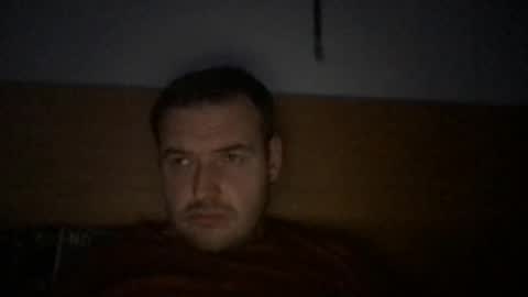 Snapshot of eliot26 chatting on December 2, 10:34 pm e26 online show from December 2, 10:34 pm