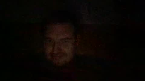Snapshot of eliot26 chatting on December 3, 9:45 pm e26 online show from December 3, 9:45 pm