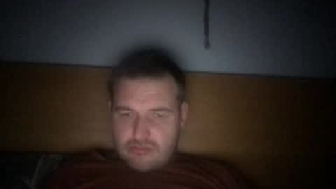 Snapshot of eliot26 chatting on December 4, 10:08 pm e26 online show from December 4, 10:08 pm
