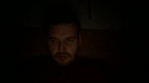 Snapshot of eliot26 chatting on December 11, 10:16 pm e26 online show from December 11, 10:16 pm