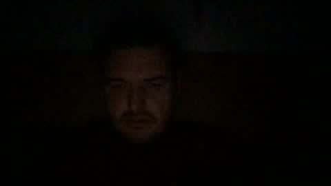 Snapshot of eliot26 chatting on December 22, 10:36 pm e26 online show from December 22, 10:36 pm