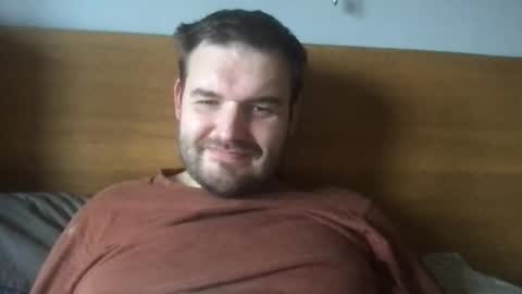 Snapshot of eliot26 chatting on December 30, 12:31 pm e26 online show from December 30, 12:31 pm