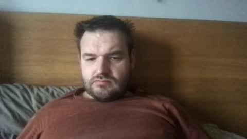 Snapshot of eliot26 chatting on December 31, 10:48 am e26 online show from December 31, 10:48 am