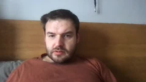 Snapshot of eliot26 chatting on January 5, 12:31 pm e26 online show from January 5, 12:31 pm