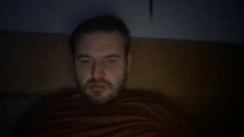 Snapshot of eliot26 chatting on January 6, 9:00 pm e26 online show from January 6, 9:00 pm