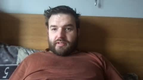 Snapshot of eliot26 chatting on February 4, 10:32 am e26 online show from February 4, 10:32 am