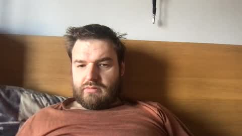 Snapshot of eliot26 chatting on February 5, 11:23 am e26 online show from February 5, 11:23 am
