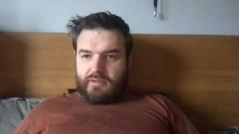 Snapshot of eliot26 chatting on February 9, 10:31 am e26 online show from February 9, 10:31 am