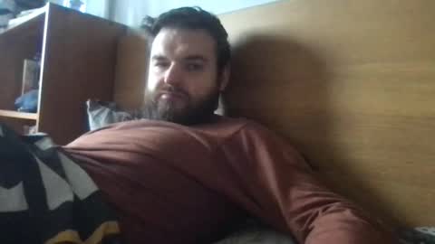 Snapshot of eliot26 chatting on February 9, 1:56 pm e26 online show from February 9, 1:56 pm