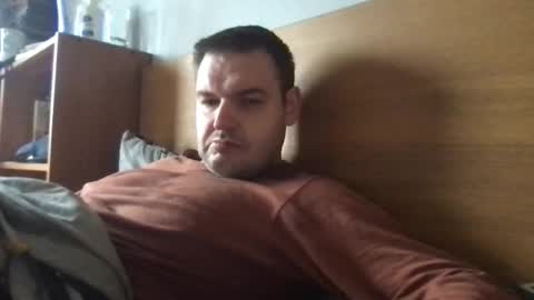 Snapshot of eliot26 chatting on February 16, 1:27 pm e26 online show from February 16, 1:27 pm