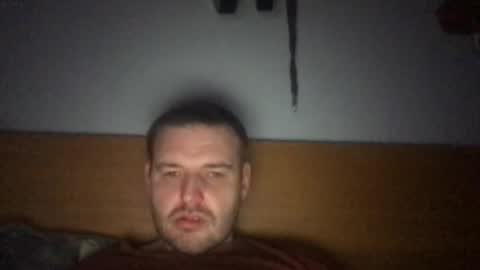 Snapshot of eliot26 chatting on February 22, 10:31 pm e26 online show from February 22, 10:31 pm