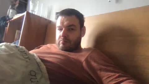 Snapshot of eliot26 chatting on March 2, 2:21 pm e26 online show from March 2, 2:21 pm