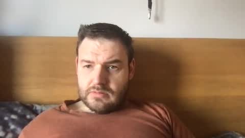 Snapshot of eliot26 chatting on March 9, 1:04 pm e26 online show from March 9, 1:04 pm