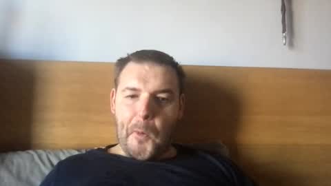 Snapshot of eliot26 chatting on September 21, 9:44 am e26 online show from September 21, 9:44 am