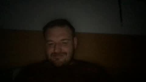 Snapshot of eliot26 chatting on April 12, 9:42 pm e26 online show from April 12, 9:42 pm