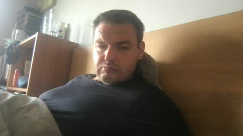 Snapshot of eliot26 chatting on June 26, 11:25 am e26 online show from June 26, 11:25 am