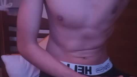 Snapshot of eliotta321 chatting on March 3, 9:59 pm eliotta321 online show from March 3, 9:59 pm