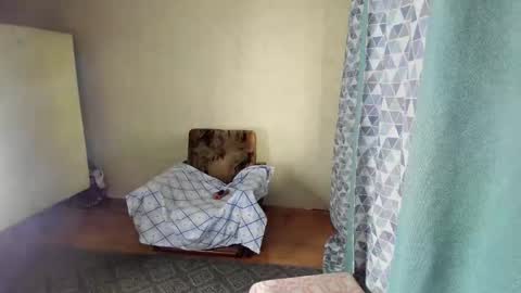 Snapshot of elis_gabbi chatting on March 18, 2:15 am Elis online show from March 18, 2:15 am