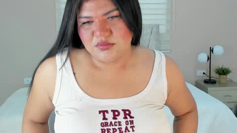 Elisa  online show from March 30, 10:11 pm