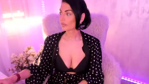 Maria online show from April 27, 4:10 am