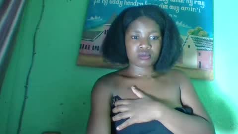 Snapshot of elisabeth2525 chatting on January 8, 6:20 pm elisabeth2525 online show from January 8, 6:20 pm