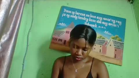 Snapshot of elisabeth2525 chatting on January 22, 4:34 am elisabeth2525 online show from January 22, 4:34 am