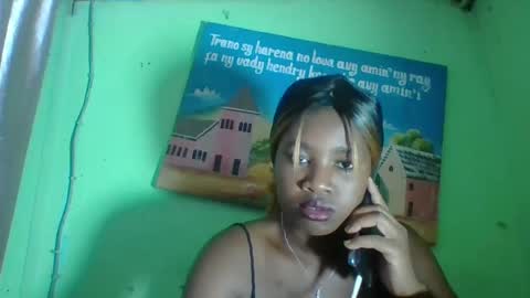 Snapshot of elisabeth2525 chatting on January 22, 9:57 am elisabeth2525 online show from January 22, 9:57 am