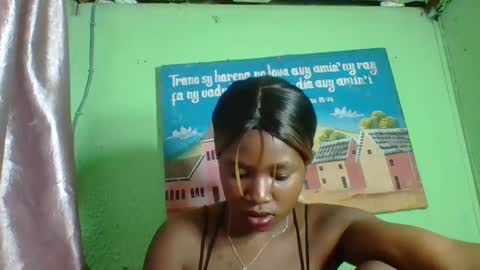 Snapshot of elisabeth2525 chatting on January 25, 6:46 pm elisabeth2525 online show from January 25, 6:46 pm