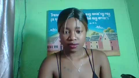 Snapshot of elisabeth2525 chatting on January 27, 7:14 am elisabeth2525 online show from January 27, 7:14 am