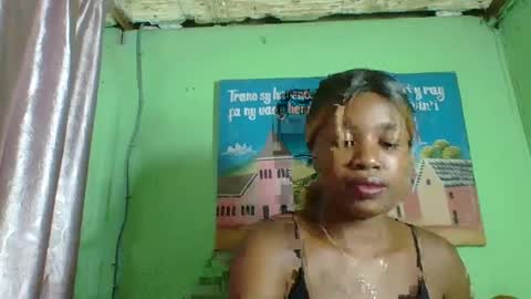 Snapshot of elisabeth2525 chatting on January 27, 10:16 am elisabeth2525 online show from January 27, 10:16 am