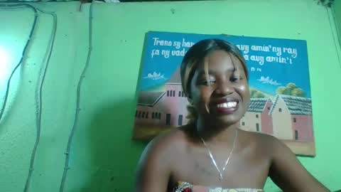 Snapshot of elisabeth2525 chatting on January 29, 8:04 pm elisabeth2525 online show from January 29, 8:04 pm
