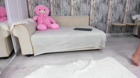 Snapshot of elisabeth_jason chatting on December 3, 5:33 pm elisabeth_jason online show from December 3, 5:33 pm