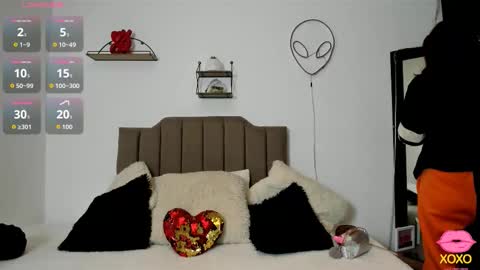 Snapshot of elisabeth_swan chatting on September 29, 12:21 pm Elizabeth online show from September 29, 12:21 pm