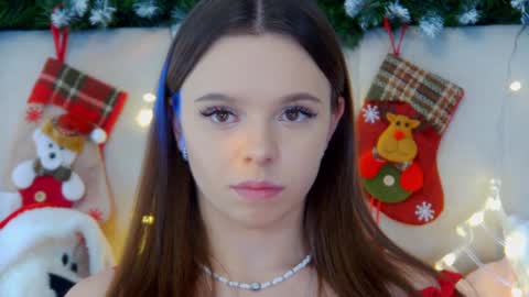 Snapshot of elisabethdavis chatting on December 11, 6:52 pm ElisabethDavis online show from December 11, 6:52 pm