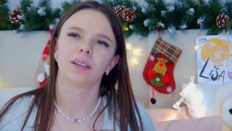 Snapshot of elisabethdavis chatting on December 13, 11:17 pm ElisabethDavis online show from December 13, 11:17 pm