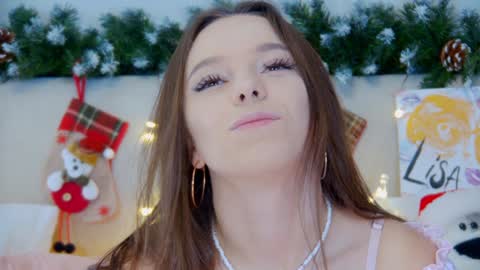 Snapshot of elisabethdavis chatting on December 14, 3:04 pm ElisabethDavis online show from December 14, 3:04 pm