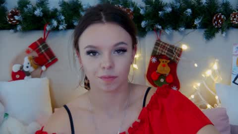 Snapshot of elisabethdavis chatting on December 23, 6:48 pm ElisabethDavis online show from December 23, 6:48 pm