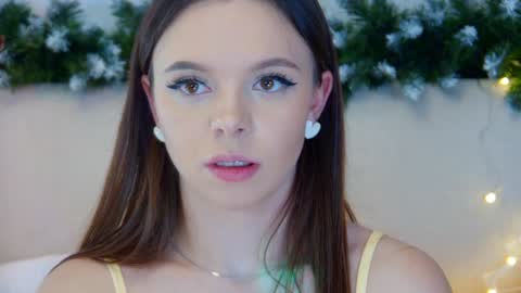 Snapshot of elisabethdavis chatting on January 14, 7:21 pm ElisabethDavis online show from January 14, 7:21 pm