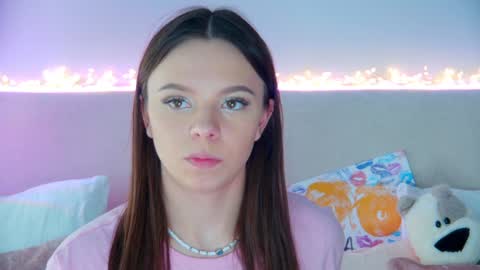 Snapshot of elisabethdavis chatting on February 1, 7:02 pm ElisabethDavis online show from February 1, 7:02 pm