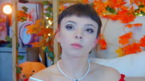 Snapshot of elisabethdavis chatting on October 16, 7:59 pm ElisabethDavis online show from October 16, 7:59 pm