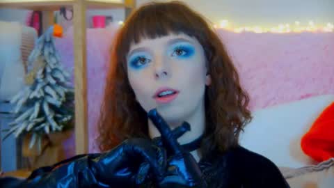 Snapshot of elisabethdavis chatting on November 25, 3:34 pm ElisabethDavis online show from November 25, 3:34 pm