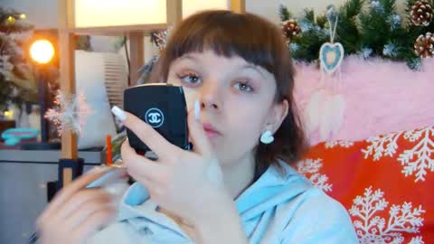 Snapshot of elisabethdavis chatting on January 17, 3:28 pm ElisabethDavis online show from January 17, 3:28 pm