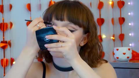 Snapshot of elisabethdavis chatting on February 23, 5:21 pm ElisabethDavis online show from February 23, 5:21 pm