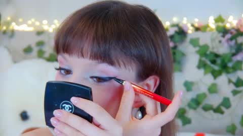 Snapshot of elisabethdavis chatting on April 12, 3:06 pm ElisabethDavis online show from April 12, 3:06 pm