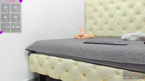 Snapshot of elisabethmassey chatting on October 6, 1:08 pm Liss online show from October 6, 1:08 pm