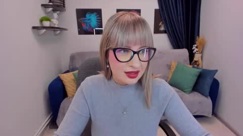 Elisabeth online show from January 1, 2:52 pm