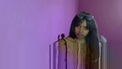 elisah01 online show from February 3, 6:51 am