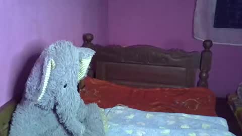 elisah01 online show from May 7, 6:35 pm