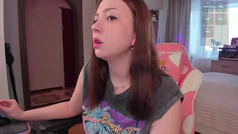 Elise    online show from January 9, 9:48 am