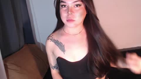 Elise online show from May 31, 7:37 am
